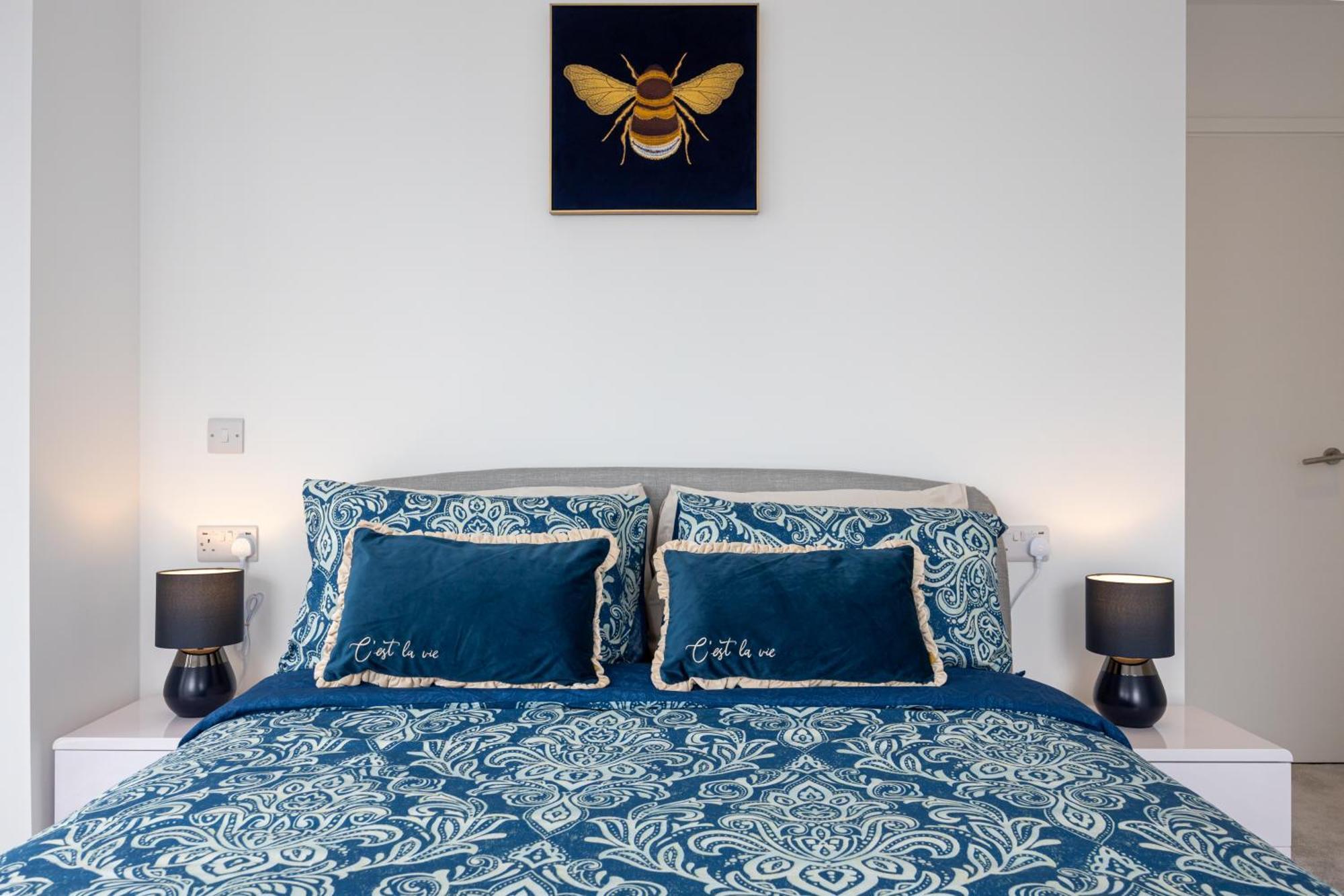 City Center Ultra-Luxe 2Bed Villa Amalfi 曼彻斯特 外观 照片