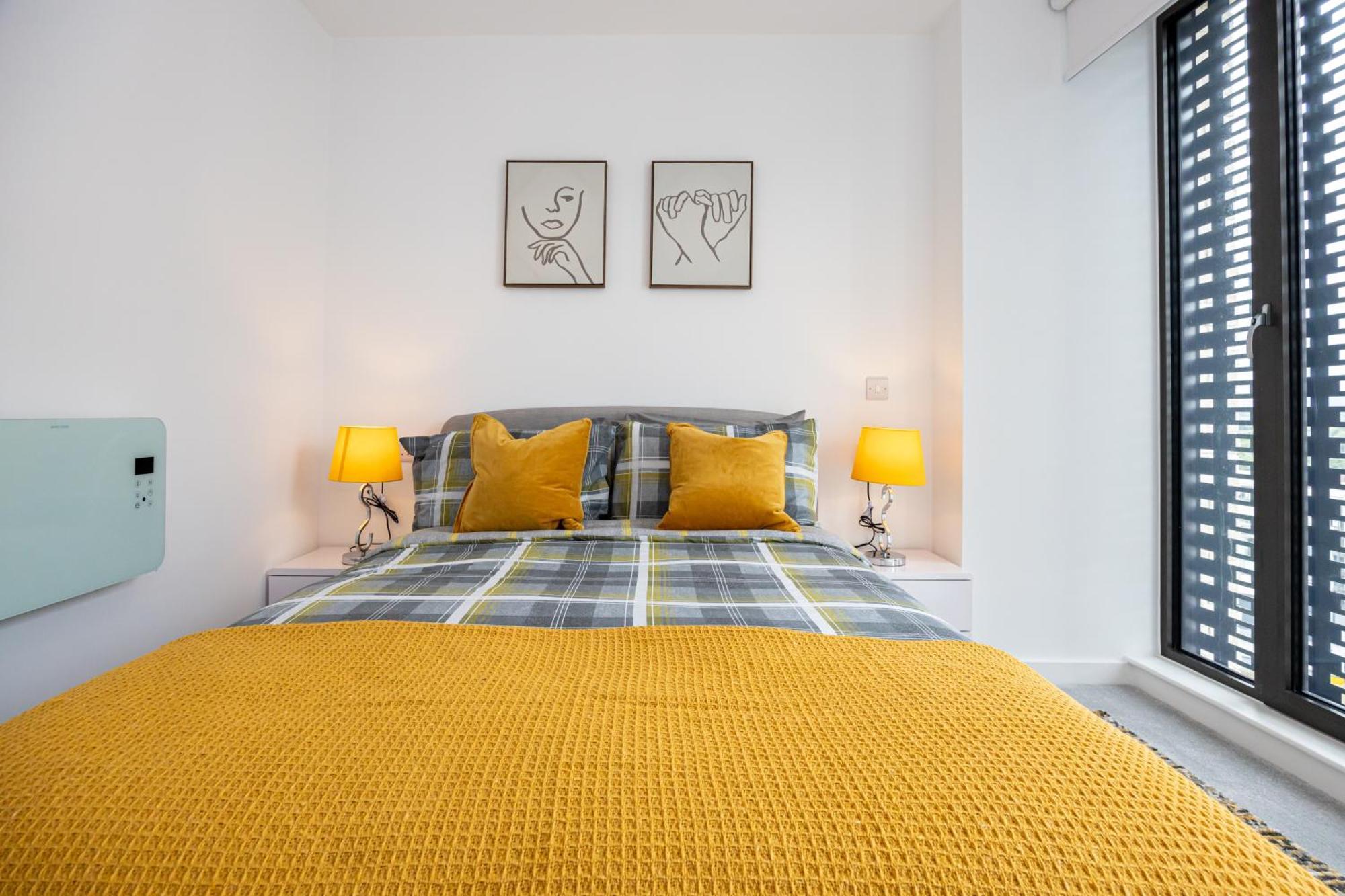 City Center Ultra-Luxe 2Bed Villa Amalfi 曼彻斯特 外观 照片